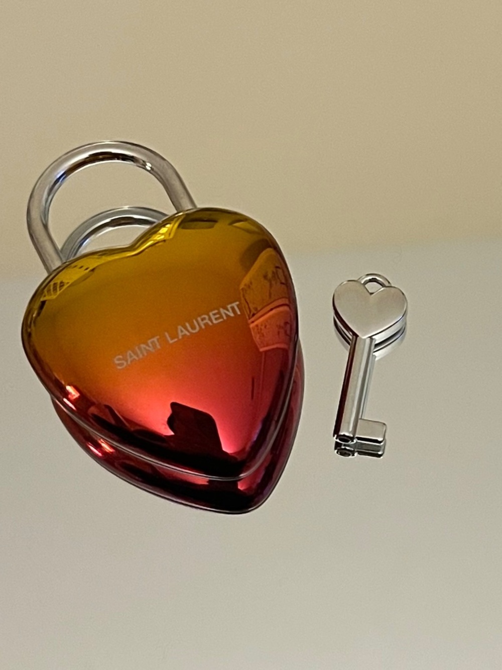 YSL SAINT LAURENT HEART BAG CHARM LOCK & KEY